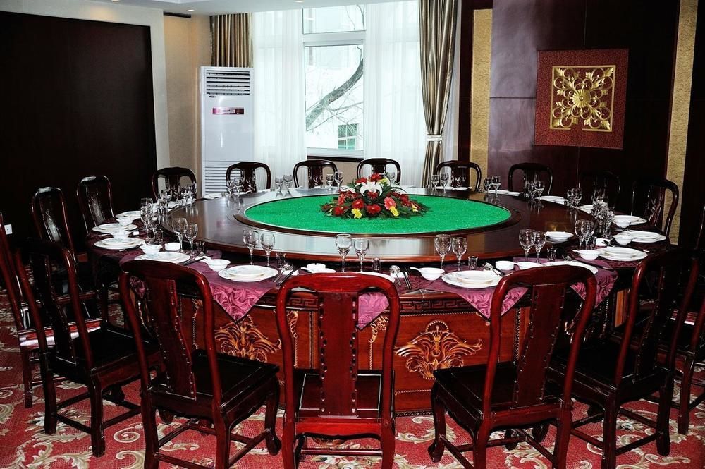 Huatian Grand Hotel Dengfeng Exterior foto